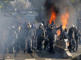 париж погром столкновение протест полиция