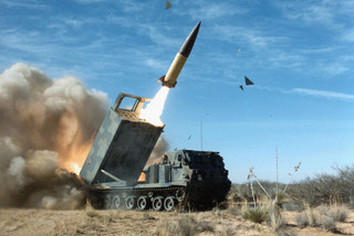 ракетная система M270 M142