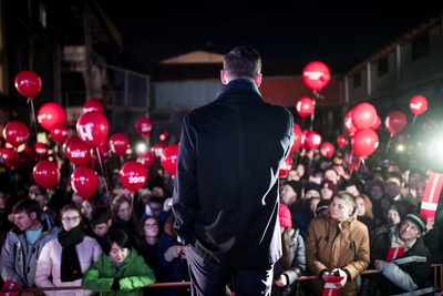 акунин навальный мученик