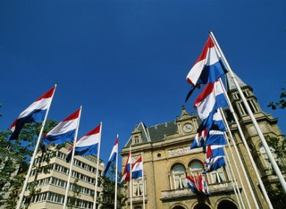 правительство нидерланды отставка скандал