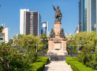 статуя колумб мехико