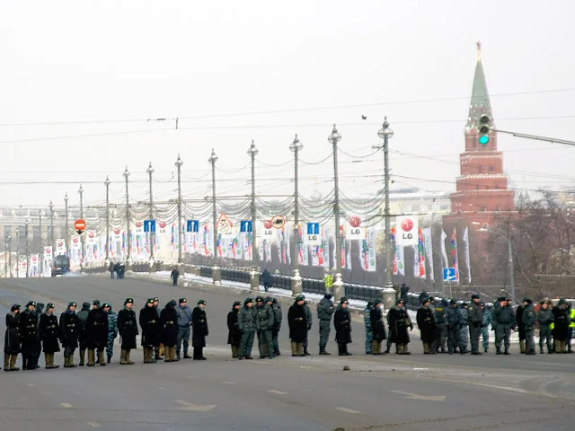 Мэрия просит москвичей не ездить в центр в дни митингов - их ход трудно предсказать