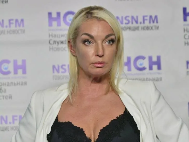 В “Шереметьево” за “мелкое хулиганство” была задержана балерина Анастасия Волочкова В "Шереметьево" за "мелкое хулиганство" была задержана балерина Анастасия Волочкова