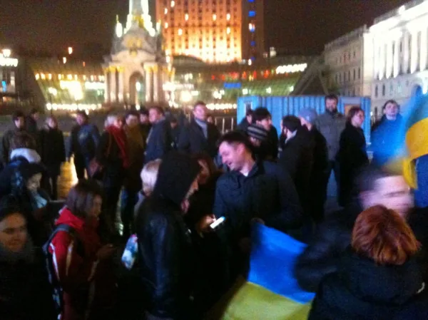 Майдан мітингує (пряма трансляція) Майдан мітингує (пряма трансляція)