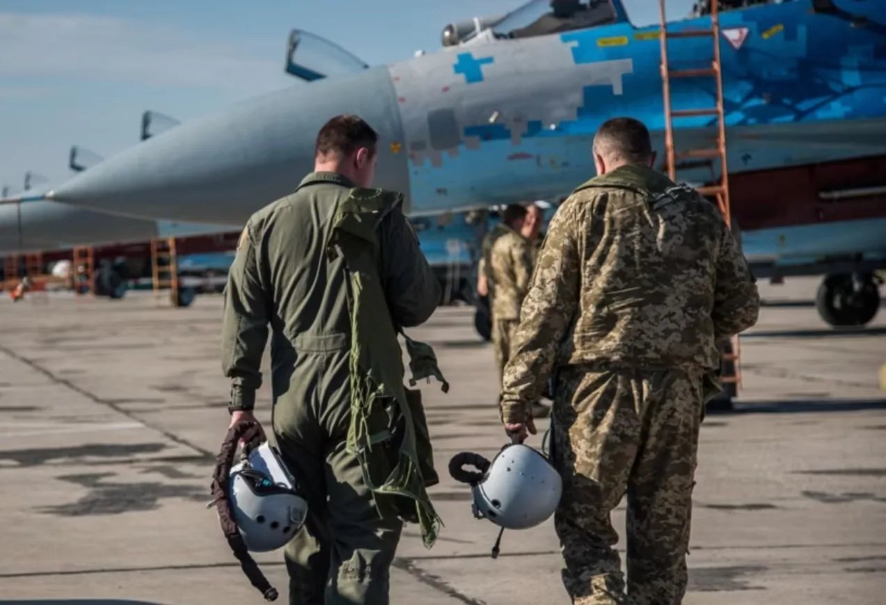 Підготовка пілотів ЗСУ стартує у Британії: Лондон працює над передачею F-16 Підготовка пілотів ЗСУ стартує у Британії: Лондон працює над передачею F-16