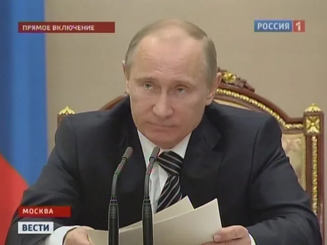 Путин назначил новое российское правительство: уволены Сечин, Нургалиев, Фурсенко и Голикова