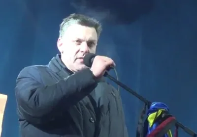 Майдан продолжит стоять, несмотря на морозы и властные законы Майдан продолжит стоять, несмотря на морозы и властные законы