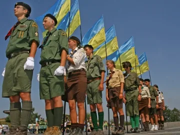 Восстановлен первый вышитый флаг Пласта
