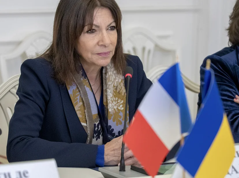 У Київраді з промовою виступила пані мер Парижа Анн Ідальго
