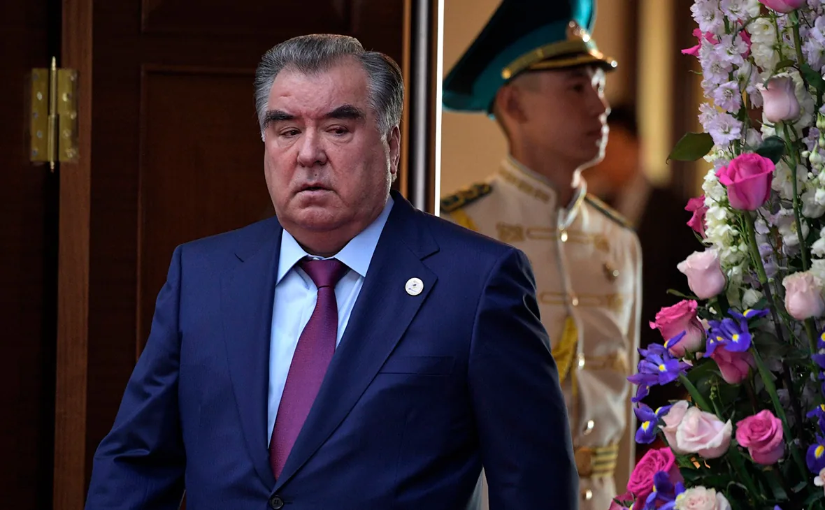 Победителем президентских выборов в Таджикистане объявлен Эмомали Рахмон