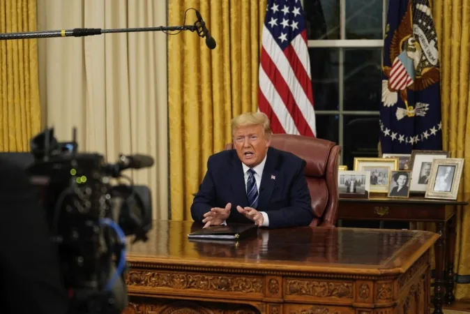 Месячный запрет на въезд в США из Европы объявил Трамп