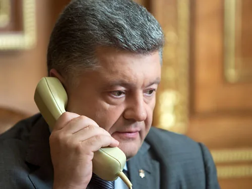 С лидерами "нормандской четвёрки" поговорил Порошенко: эскалация на Донбассе и невыполнение террористами Минских соглашений