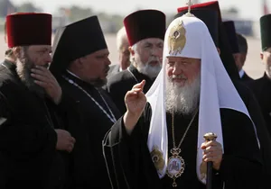 В Киев приедет на бронированном поезде с вагоном-храмом патриарх Кирилл