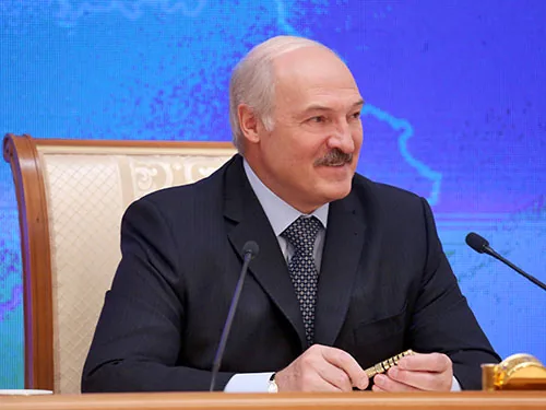 Сокрушается, что слишком “разбаловал” беларусов, Лукашенко Сокрушается, что слишком "разбаловал" беларусов, Лукашенко