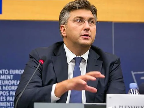 Глава делегации ЕП - Украина может подать заявку на членство в ЕС, определив время и согласовав с Брюсселем