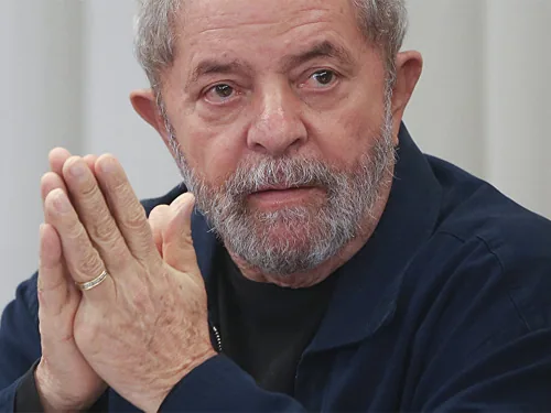 По делу о коррупции задержали экс-президента Бразилии По делу о коррупции задержали экс-президента Бразилии