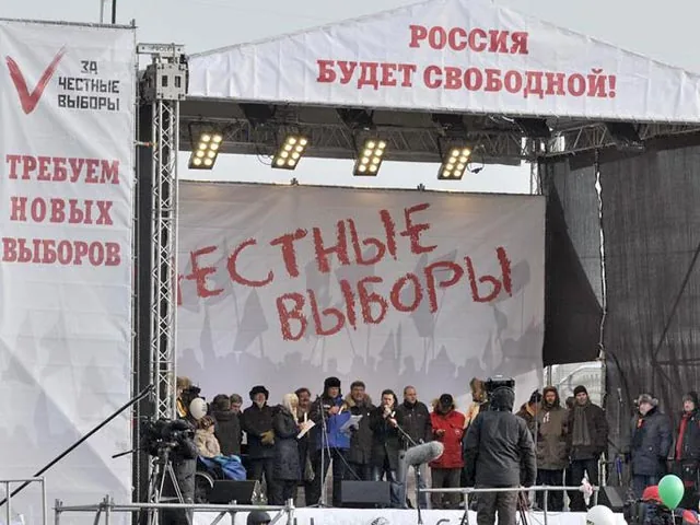 5 марта у стен Кремля готовят “палаточный майдан” и ждут “крайне неприятных событий” 5 марта у стен Кремля готовят "палаточный майдан" и ждут "крайне неприятных событий"