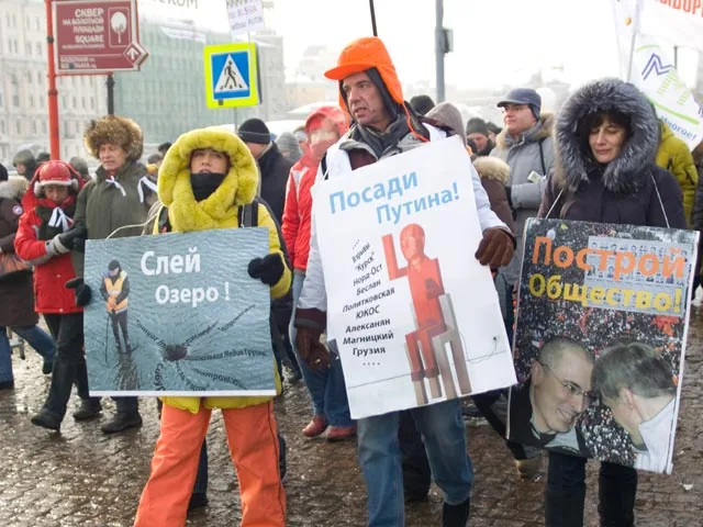 Ходорковский дал совет оппозиции и предрек "точечные репрессии", а потом кризис