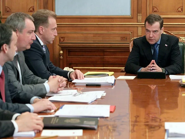 Медведев назначил главного за “окончательный порядок” Медведев назначил главного за "окончательный порядок"
