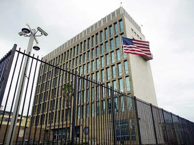 На Кубе дипломатов США подвергали “акустической атаке”, узнал телеканал CNN На Кубе дипломатов США подвергали "акустической атаке", узнал телеканал CNN