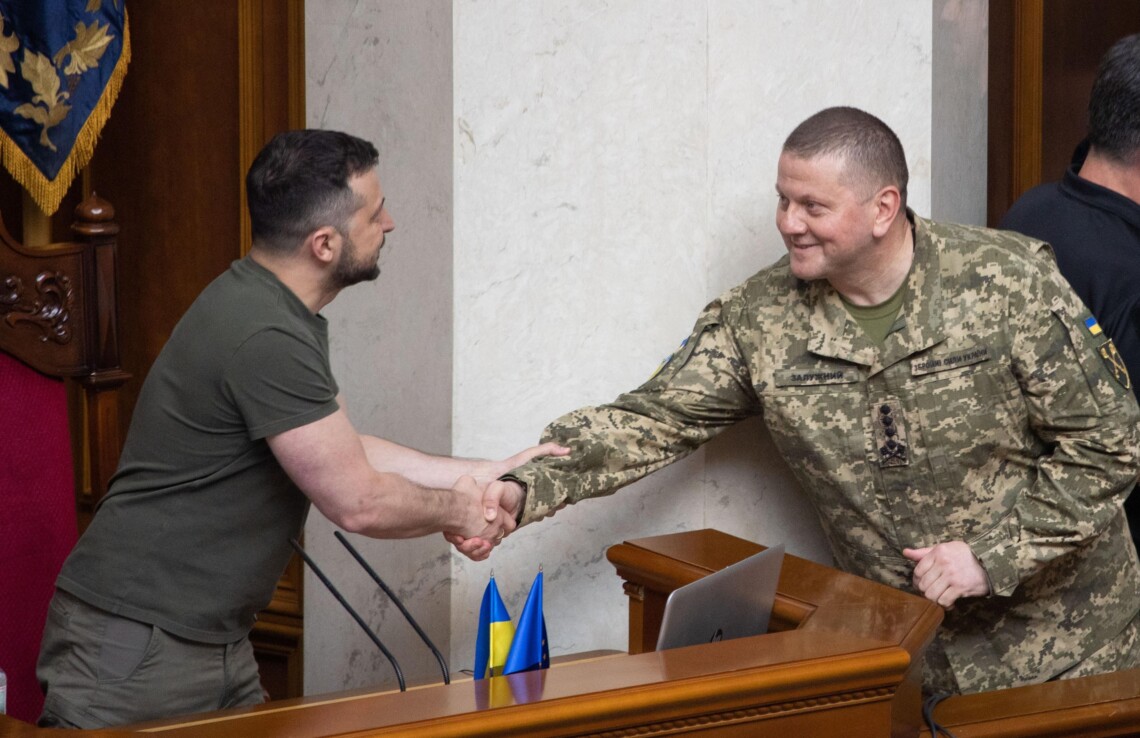 Офіційно: Зеленський звільнив Залужного і призначив Сирського