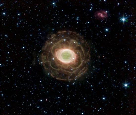 Гигантский космический цветок показали в NASA