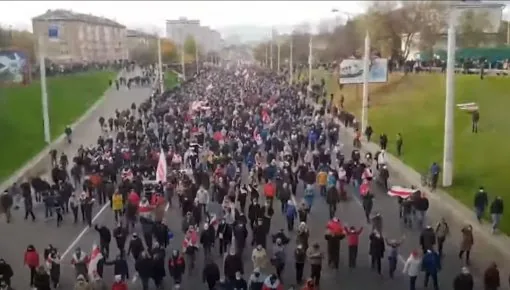 “Партизанский марш” противников Лукашенко в Минске разогнали "Партизанский марш" противников Лукашенко в Минске разогнали