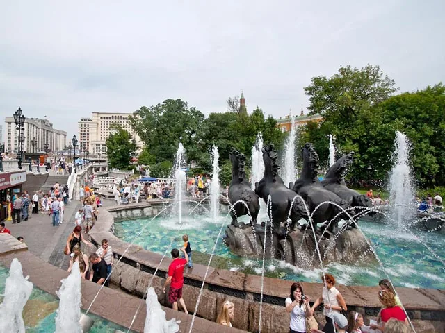 Температурный рекорд ожидается в Москве, но вслед за ним - резкое похолодание