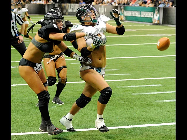 Lingerie Bowl, как альтернатива мужским играм. ФОТО Lingerie Bowl, как альтернатива мужским играм. ФОТО
