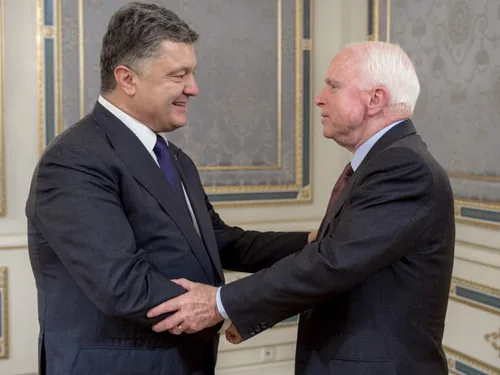 Россия тестирует на Донбассе новое вооружение - Порошенко. ВИДЕО