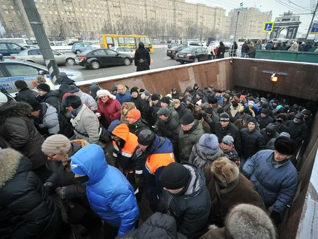 Участникам за поддержку Путина не заплатили по 500 рублей. ВИДЕО Участникам за поддержку Путина не заплатили по 500 рублей. ВИДЕО