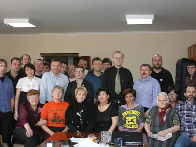 Астраханскую голодовку подхватила Москва. Навальный зовет хипстеров на борьбу Астраханскую голодовку подхватила Москва. Навальный зовет хипстеров на борьбу