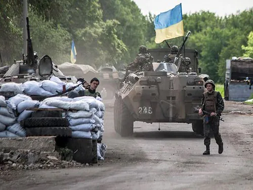 Военную тактику в условиях противостояния ВС России Порошенко требует изменить. Рассматривают возможность частичной мобилизации. ВИДЕО