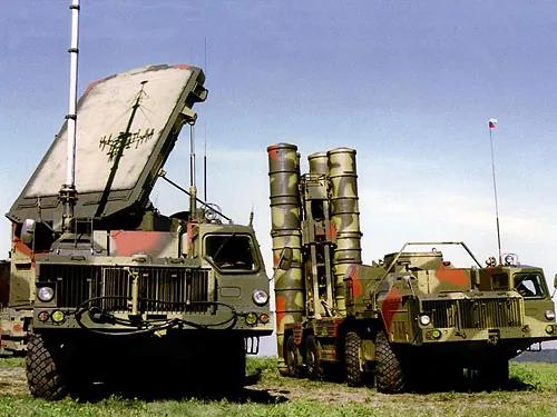Ирану Россия продаст четыре "батальона" ракет С-300