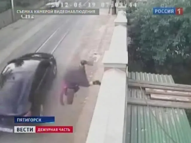 Полицейский, чье авто сбило женщину на бешеной скорости, остался на свободе: в МВД поверили ему