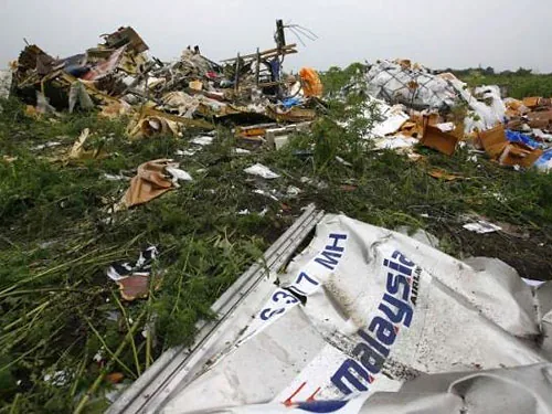 Дипломаты - пять стран, которые расследуют крушение MH17, хотят международного трибунала