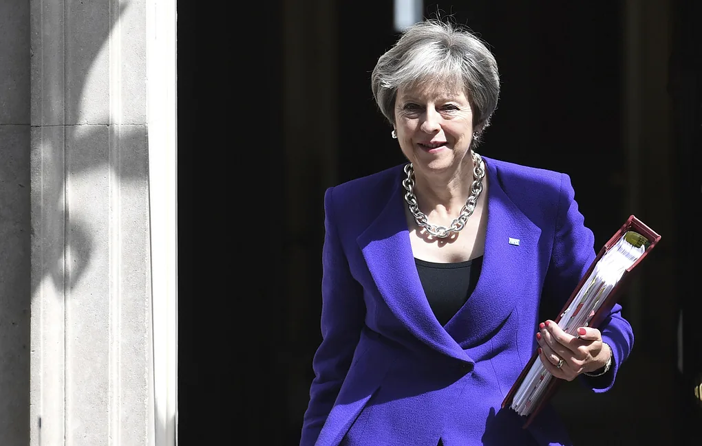Тереза ​​Мэй выдвинула ультиматум британским парламентариям - Brexit