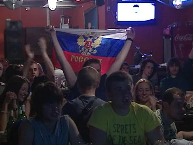 Триумф хоккеистов на чемпионате мира россияне праздновали до утра. ВИДЕО
