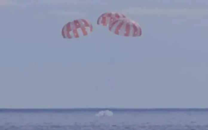 Капсула NASA Orion повернулася успішно додому