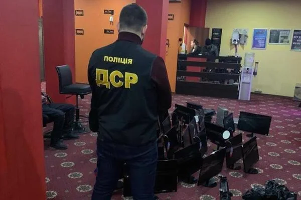 В Киеве разоблачили нелегальные игорные заведения