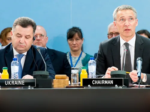 НАТО и Украина договорились о новом трастовом фонде и обмене информацией. ВИДЕО