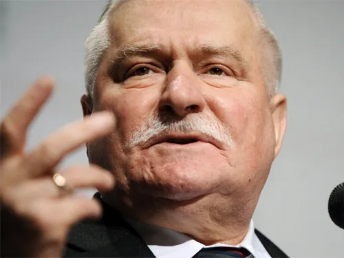 Валенса – РФ распадётся и останется с населением 20 миллионов Валенса - РФ распадётся и останется с населением 20 миллионов
