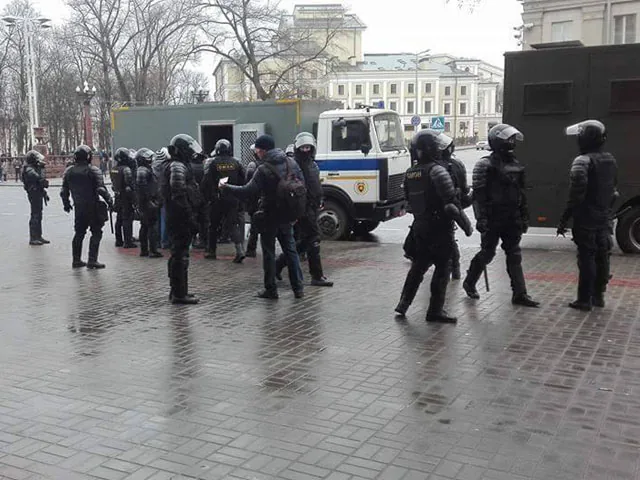 Акция оппозиции под лозунгом “Россия, иди домой!” прошла в Минске Акция оппозиции под лозунгом "Россия, иди домой!" прошла в Минске