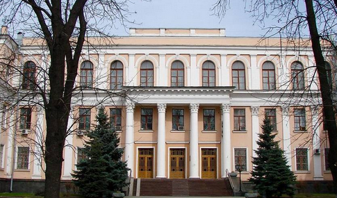 Міносвіти: освітяни повинні спілкуватися українською мовою не лише на заняттях Міносвіти: освітяни повинні спілкуватися українською мовою не лише на заняттях