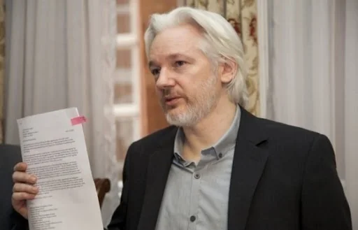 Помиловать Ассанжа согласен Трамп в обмен на информацию о взломе Демократической партии