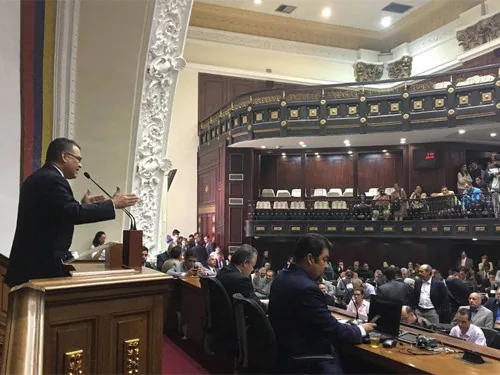 Готов начать процедуру импичмента Мадуро парламент Венесуэлы