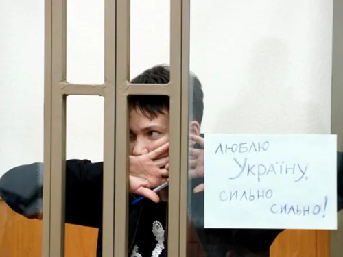 Адвокаты уговаривают Савченко прекратить голодовку. ВИДЕО