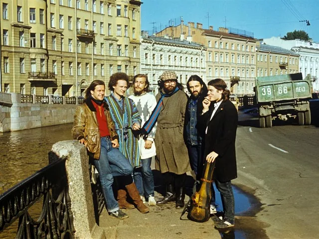 В честь 40-летия “Аквариум” выложил в сеть все студийные альбомы В честь 40-летия "Аквариум" выложил в сеть все студийные альбомы