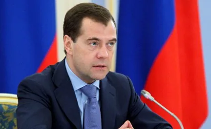 Войну с собственным народом вел Сталин, заявил премьер Медведев членам своей партии