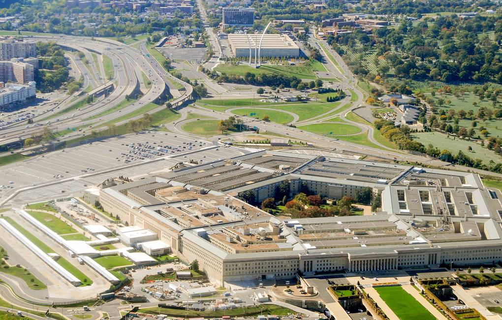 Поднимать флаг конфедератов на военных объектах министр обороны США запретил